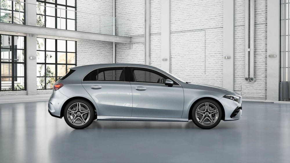 Mercedes-Benz Classe A nuova a Pescara (4)