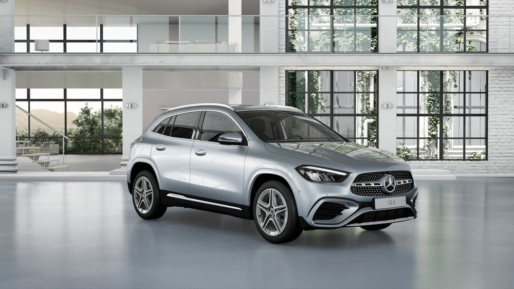 Mercedes-Benz GLA SUV nuova a Pescara (3)