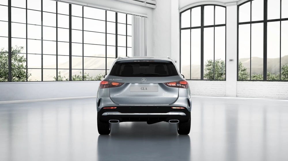 Mercedes-Benz GLA SUV nuova a Pescara (6)