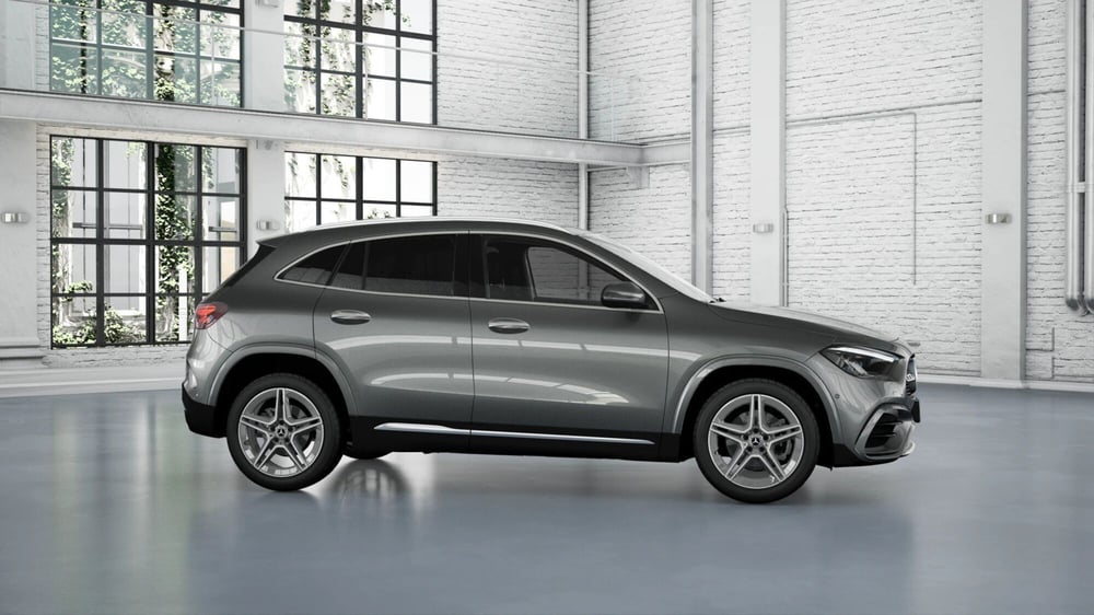 Mercedes-Benz GLA SUV nuova a Pescara (5)