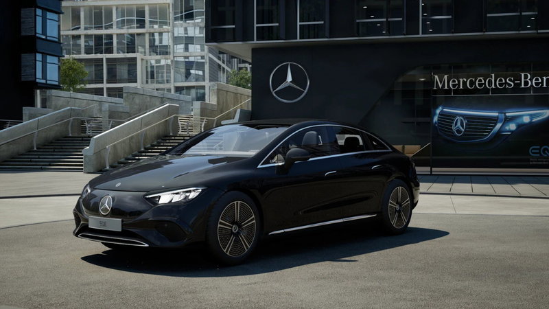 Mercedes-Benz EQE nuova a Pescara