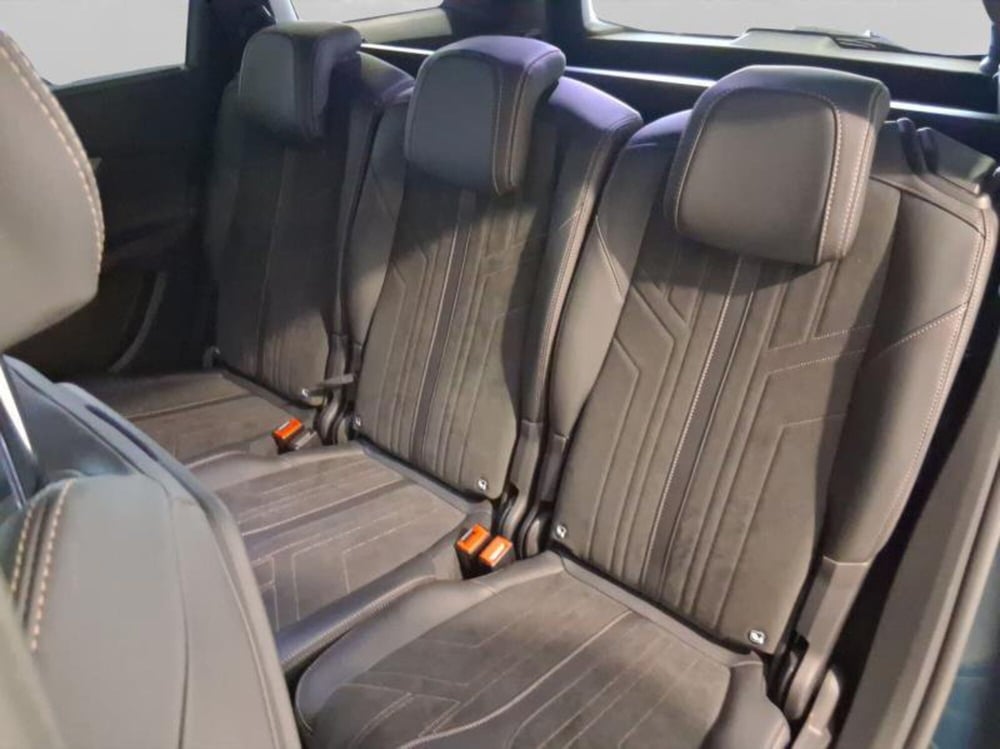 Peugeot 5008 usata a Genova (10)