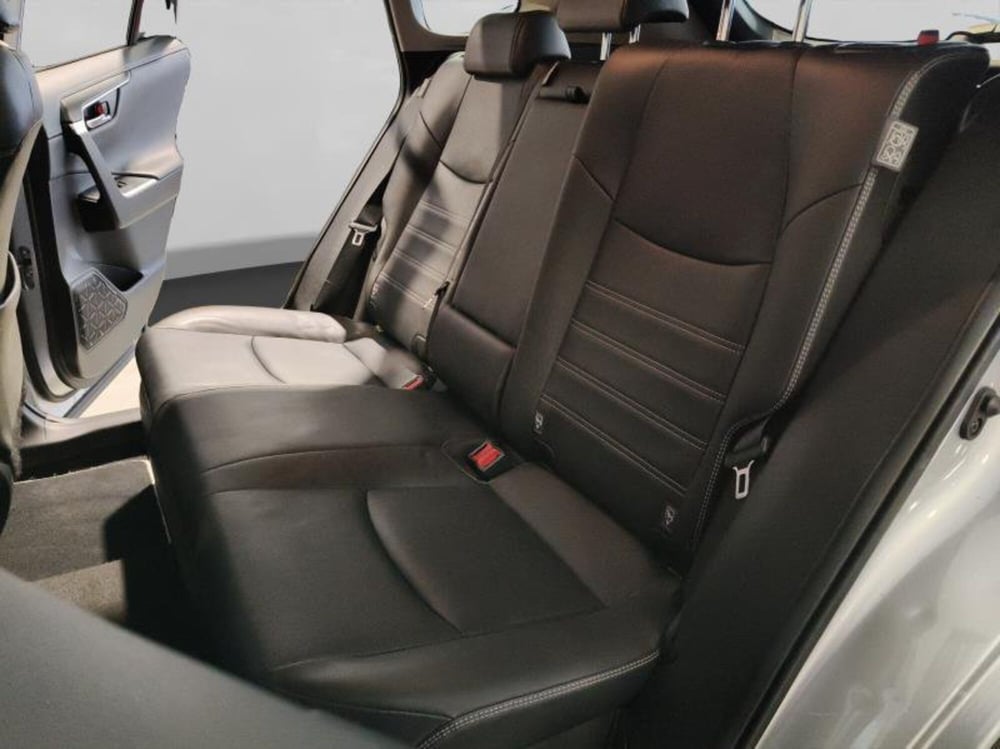 Toyota Rav4 usata a Genova (10)