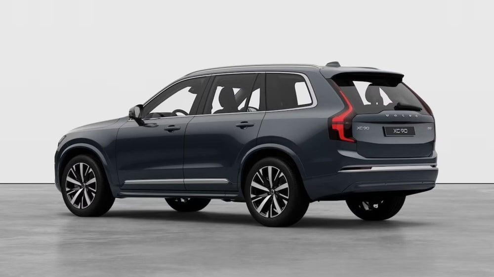 Volvo XC90 nuova a Como (3)