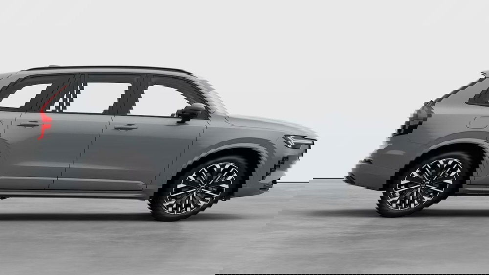 Volvo XC90 nuova a Como (6)
