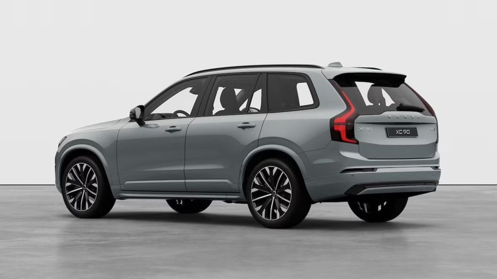 Volvo XC90 nuova a Como (3)