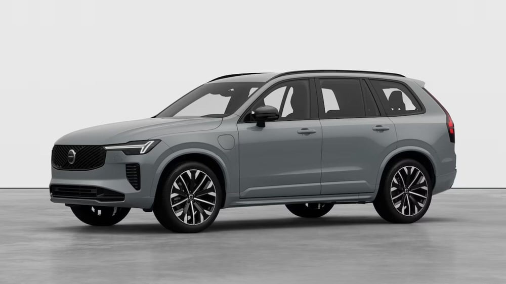 Volvo XC90 nuova a Como
