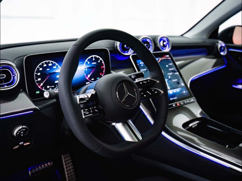 Mercedes-Benz GLC SUV nuova a Rimini (10)