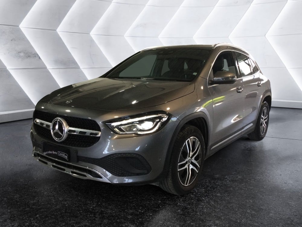 Mercedes-Benz GLA SUV usata a Caserta