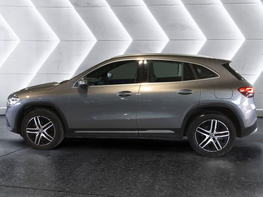 Mercedes-Benz GLA SUV usata a Caserta (8)