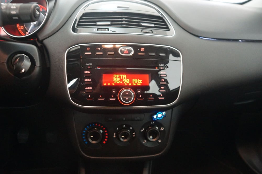 Fiat Punto usata a Torino (14)