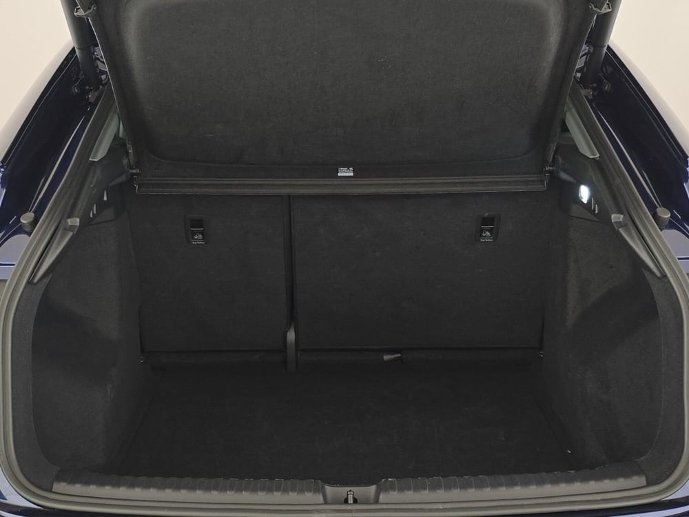 Audi Q4 Sportback usata a Alessandria (8)