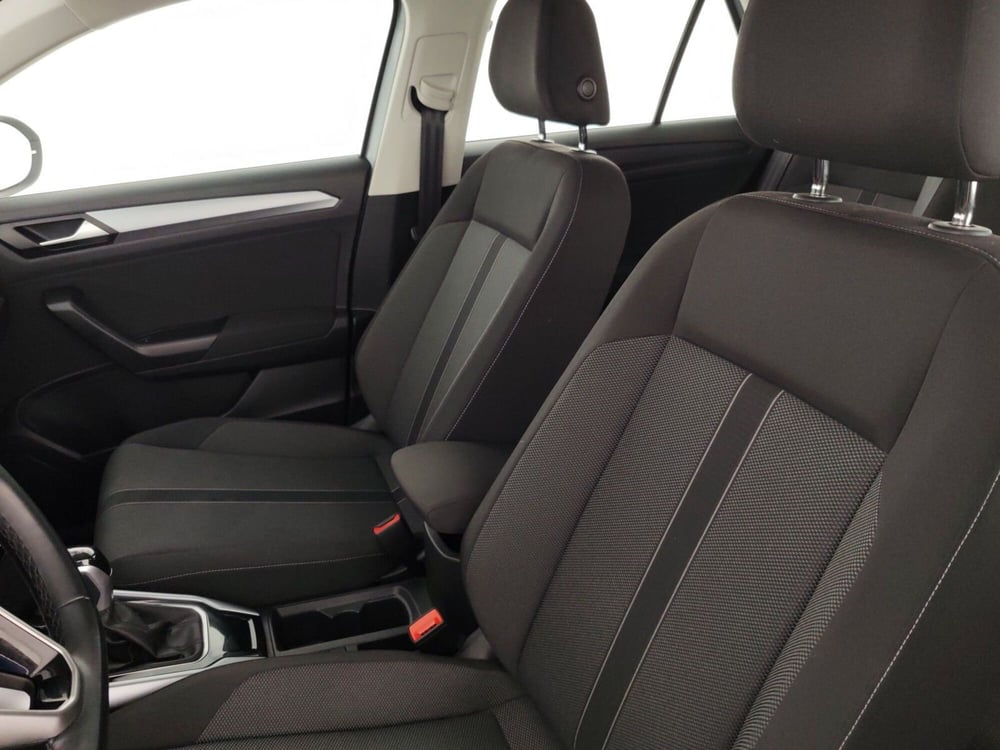 Volkswagen T-Roc usata a Massa-Carrara (9)