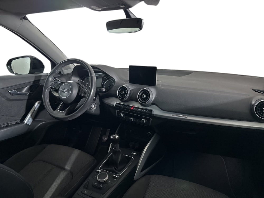 Audi Q2 usata a Napoli (9)