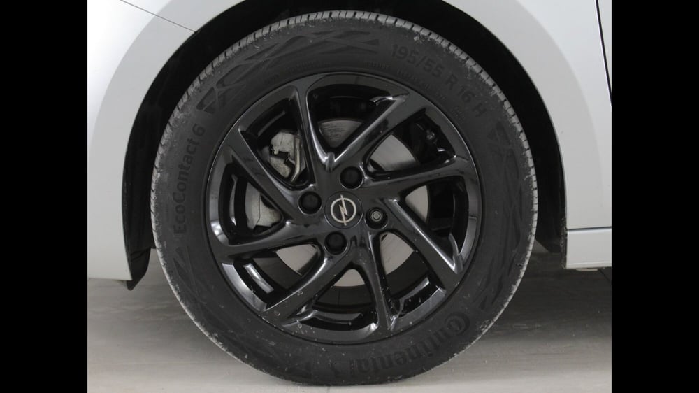 Opel Corsa usata a Palermo (13)