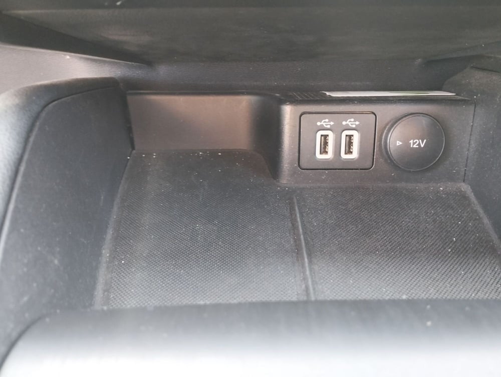 Ford Kuga usata a Novara (18)