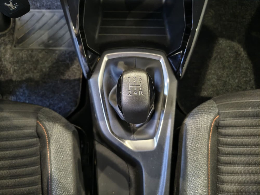 Peugeot 208 usata a Novara (15)