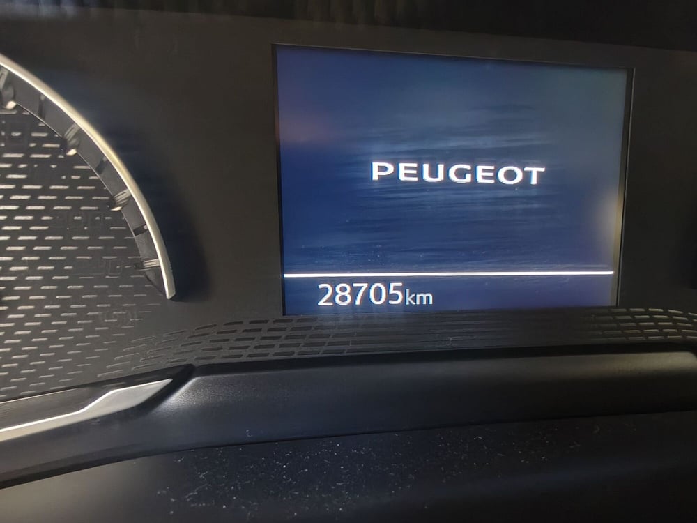 Peugeot 208 usata a Novara (16)