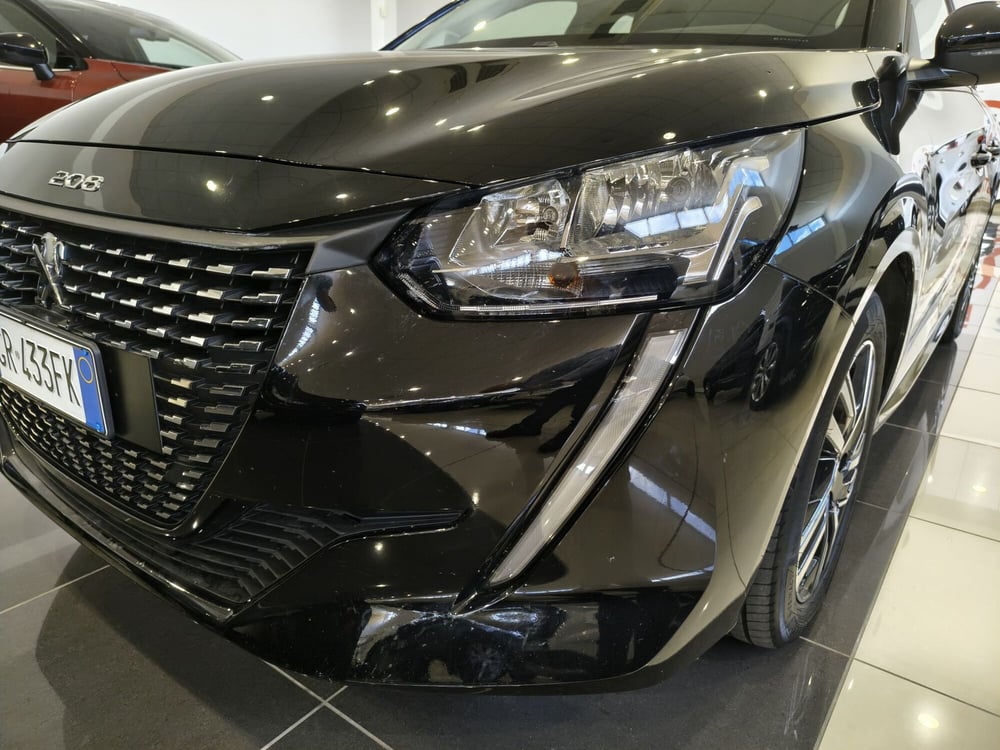Peugeot 208 usata a Novara (9)