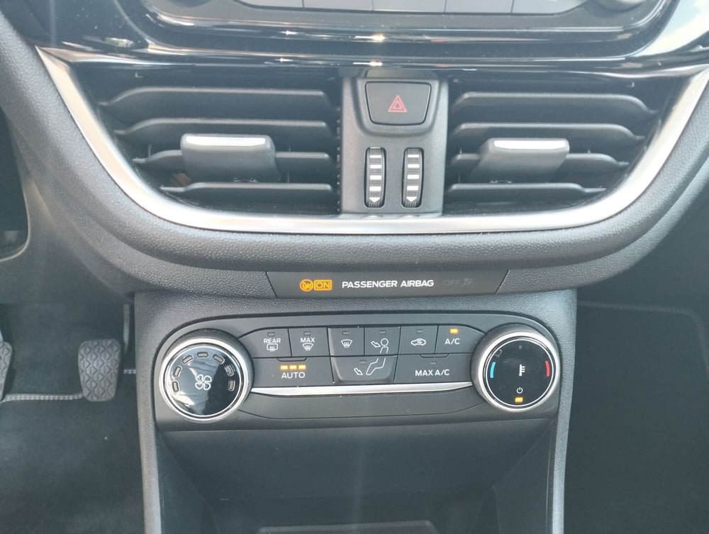 Ford Fiesta usata a Novara (18)