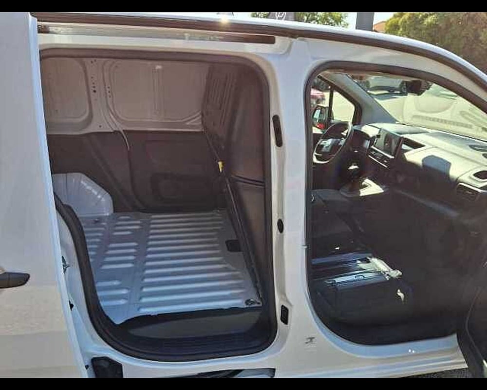 Citroen Berlingo Furgone nuova a Venezia (16)