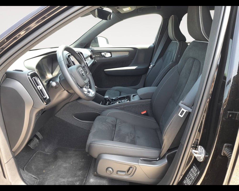 Volvo XC40 usata a Bologna (9)