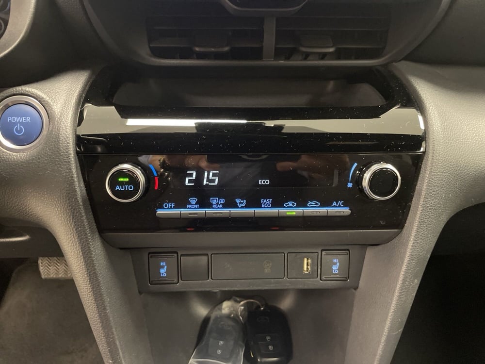 Toyota Yaris Cross usata a Varese (17)