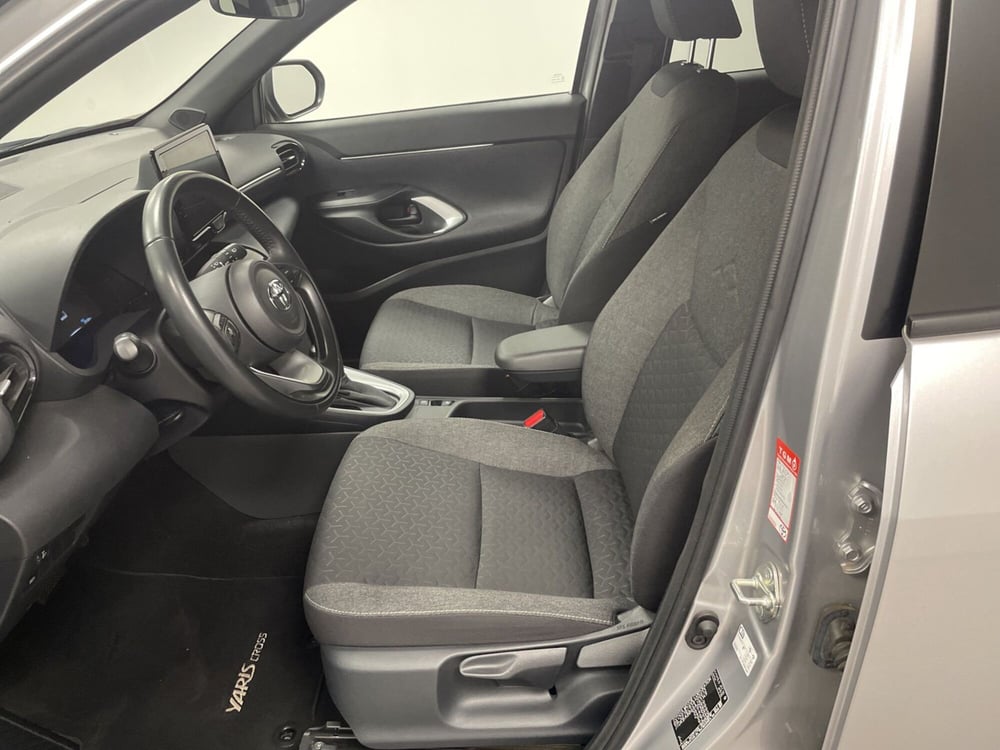 Toyota Yaris Cross usata a Varese (8)