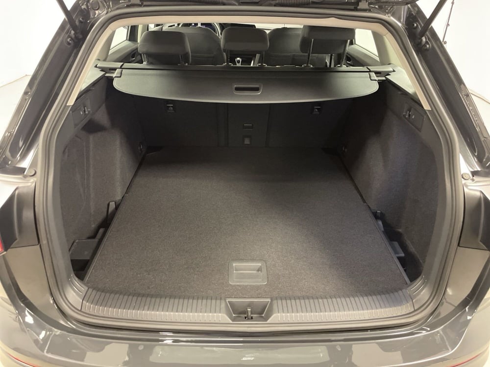 Volkswagen Golf Variant usata a Varese (12)