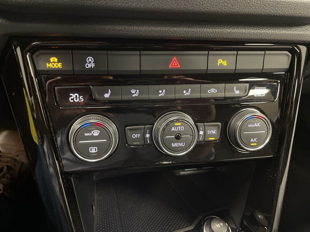 Volkswagen T-Roc usata a Varese (10)