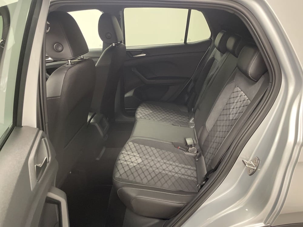 Volkswagen T-Cross nuova a Varese (11)
