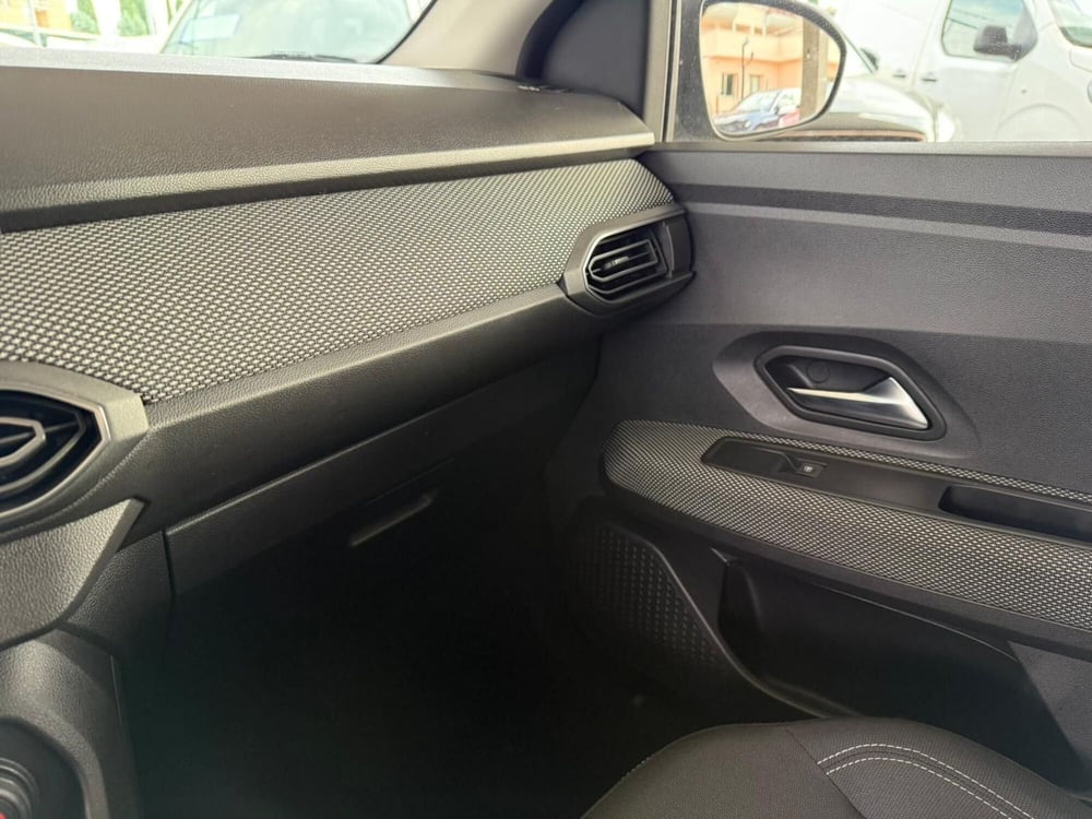 Dacia Sandero usata a Brescia (14)