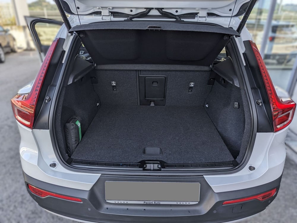 Volvo XC40 usata a Pescara (11)