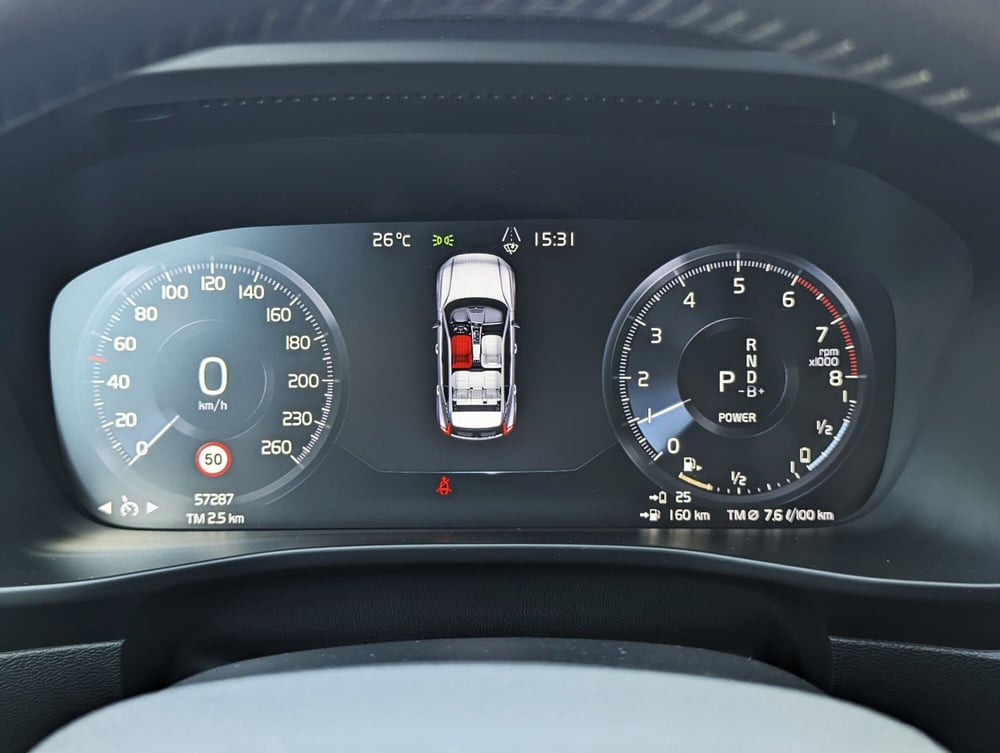 Volvo XC40 usata a Pescara (12)