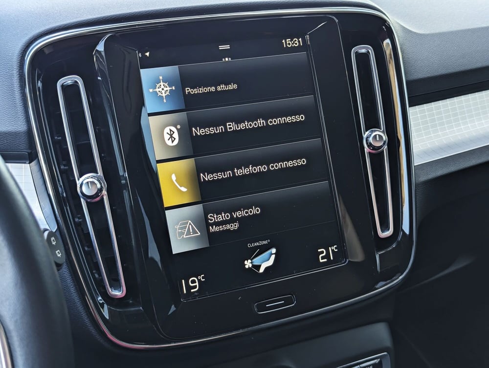 Volvo XC40 usata a Pescara (14)