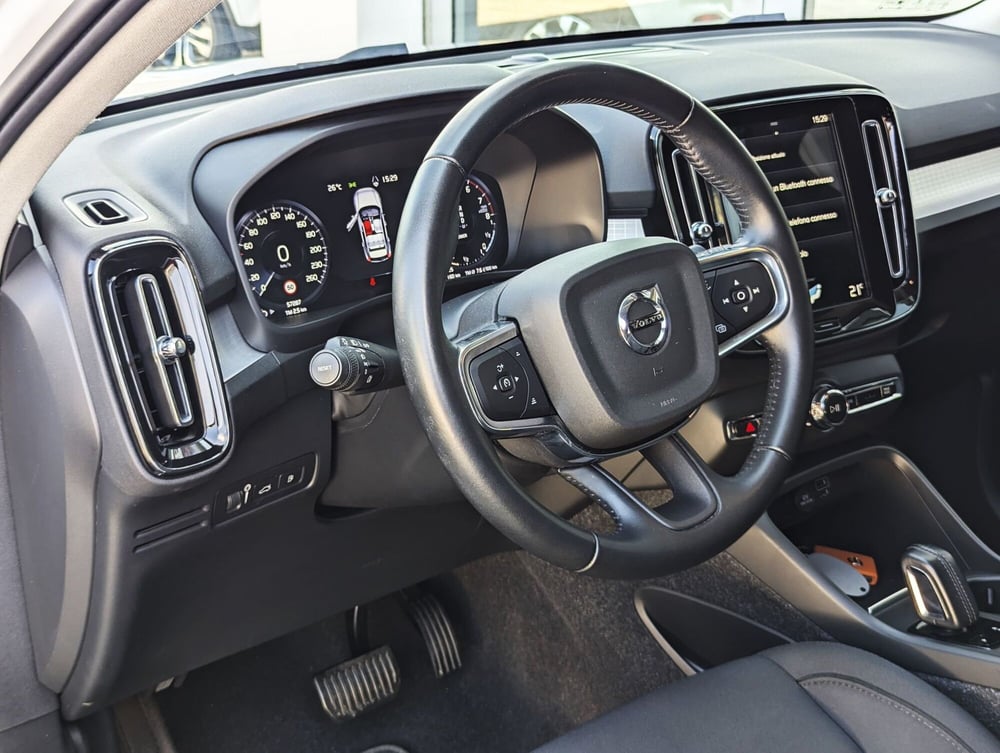 Volvo XC40 usata a Pescara (7)