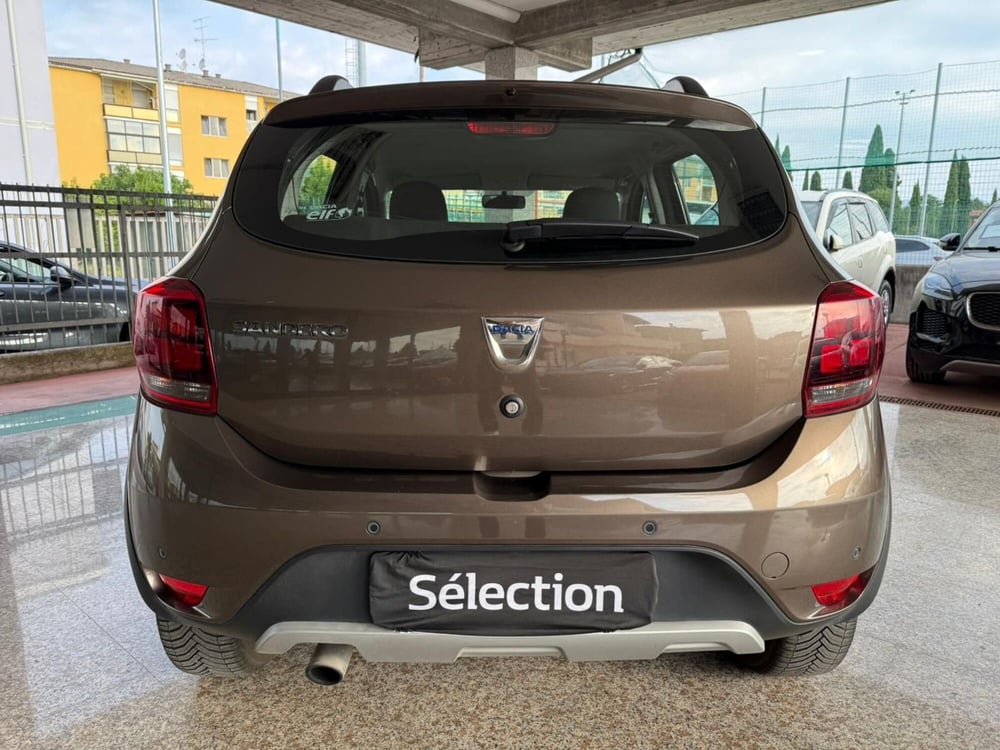 Dacia Sandero usata a Brescia (5)