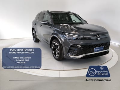Volkswagen Tiguan Allspace 2.0 tdi R-Line 150cv dsg del 2024 usata a Bologna