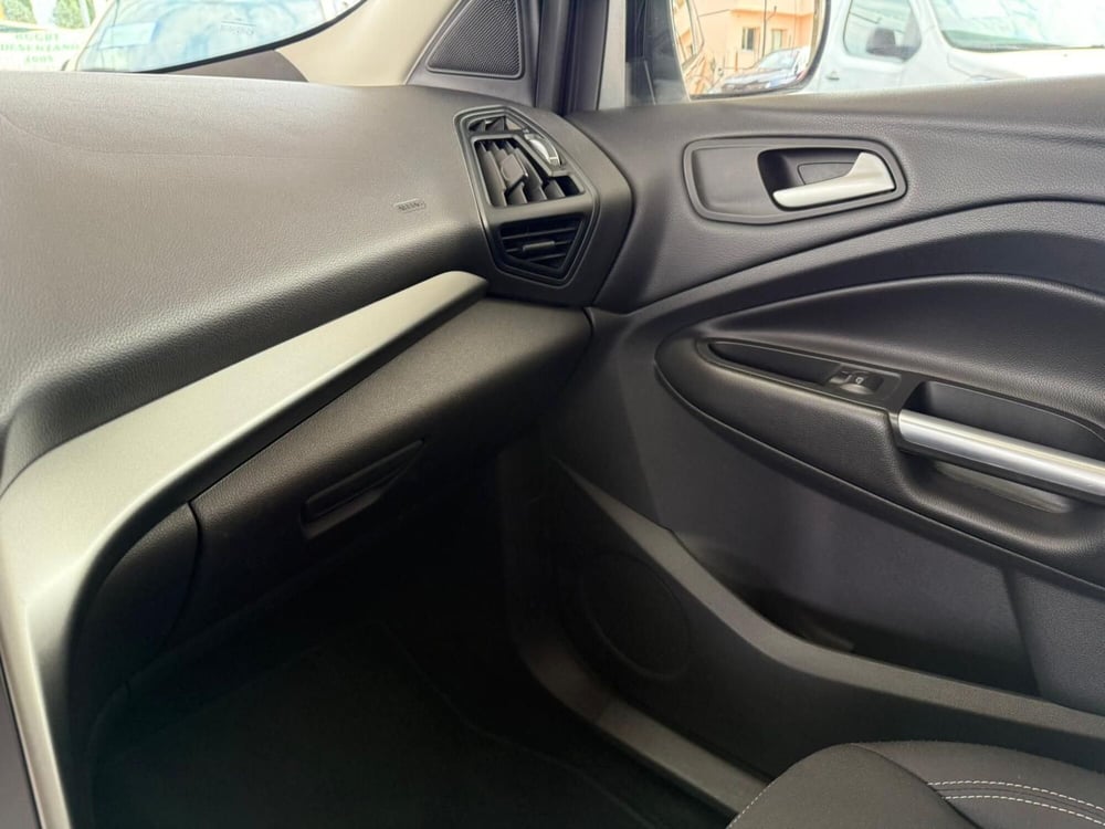 Ford Kuga usata a Brescia (17)