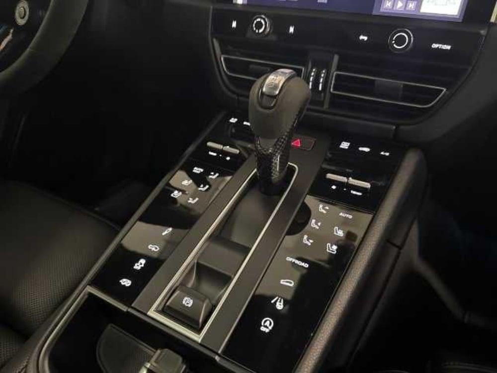Porsche Macan usata a Prato (15)