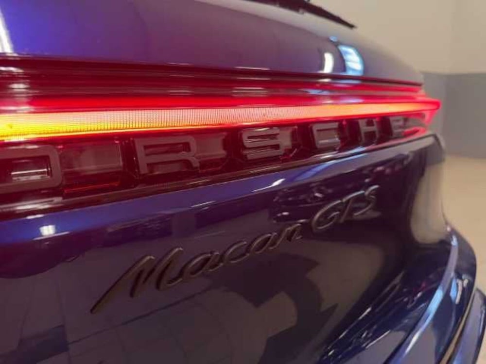Porsche Macan usata a Prato (18)