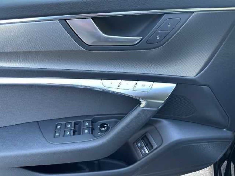 Audi A6 Avant nuova a Pistoia (16)