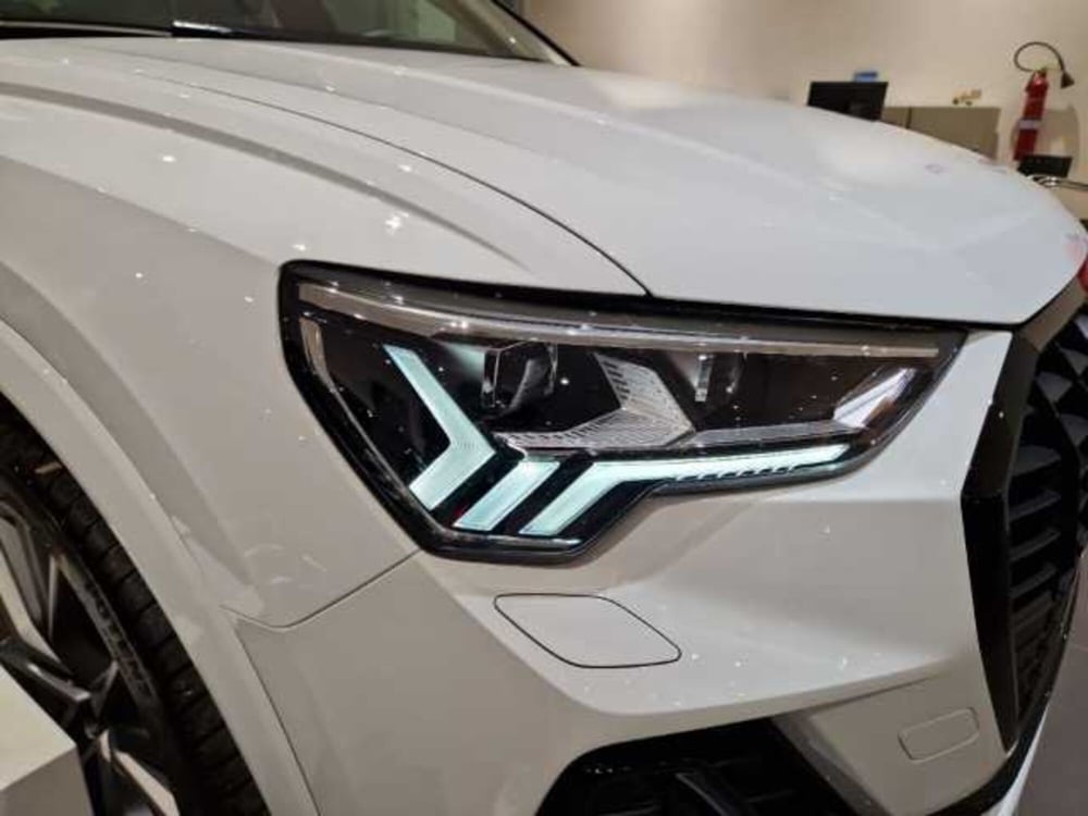 Audi Q3 nuova a Pistoia (3)