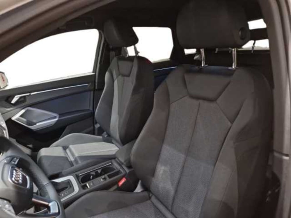 Audi Q3 nuova a Pistoia (8)