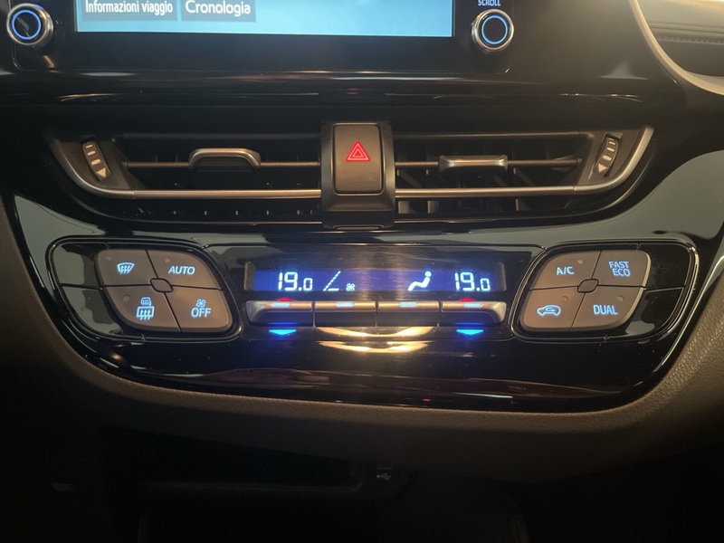 Toyota Toyota C-HR usata a Vicenza (17)