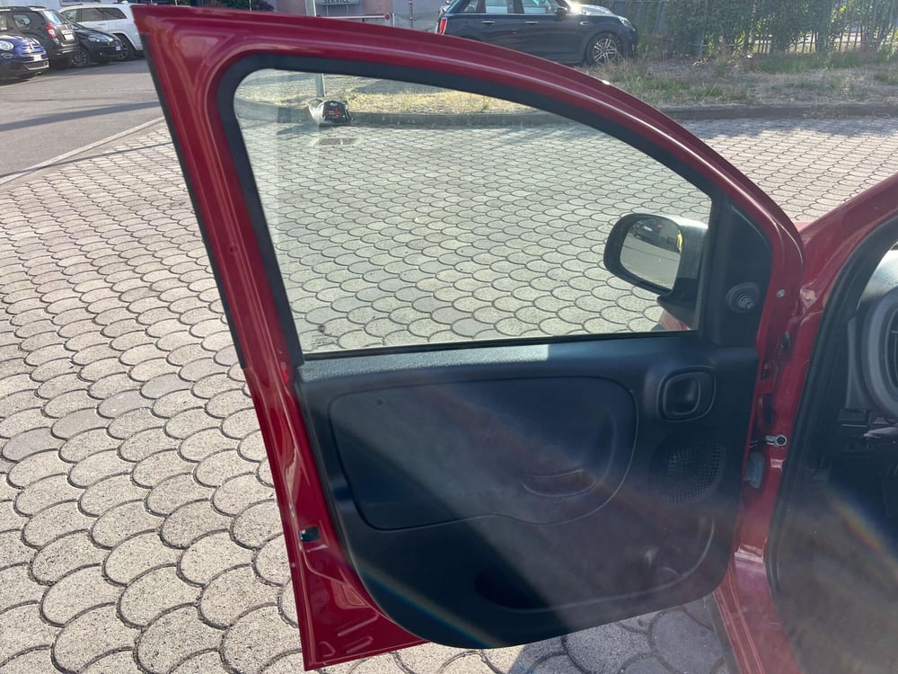 Fiat Panda Cross nuova a Lucca (10)