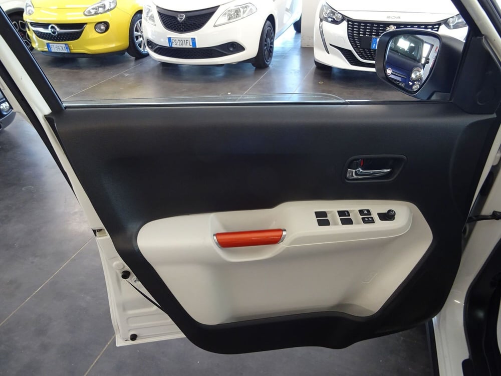 Suzuki Ignis usata a Lucca (7)