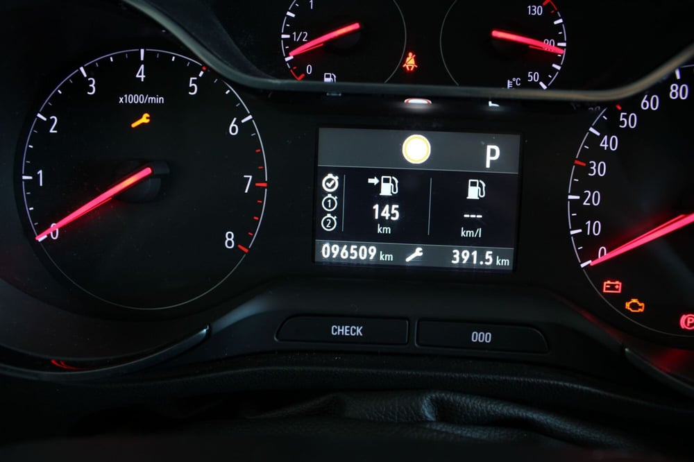 Opel Crossland X usata a Agrigento (10)