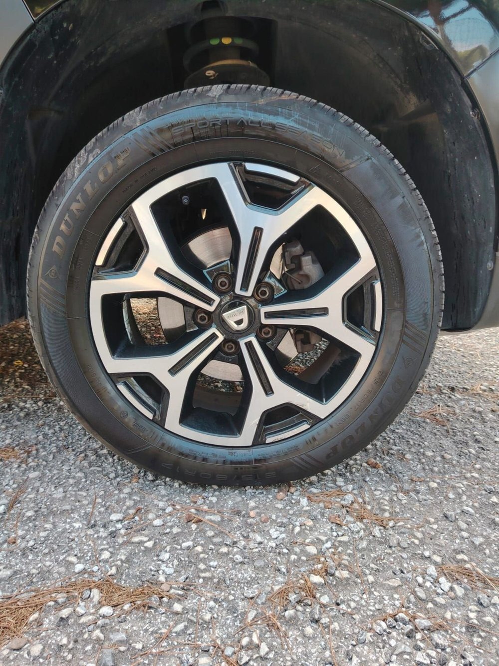 Dacia Duster usata a Massa-Carrara (14)