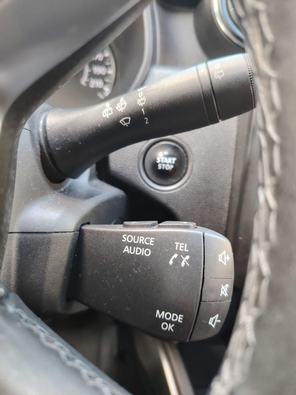 Dacia Duster usata a Massa-Carrara (16)